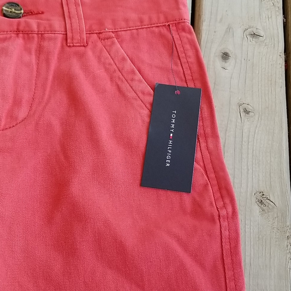 Tommy Hilfiger shorts - Picture 2 of 7